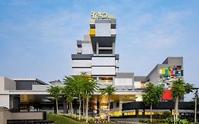 Yello Hotel Paskal Bandung